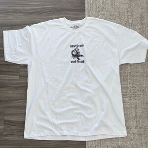Men t shirt